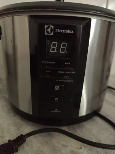 Panela Elétrica Electrolux 1.8l