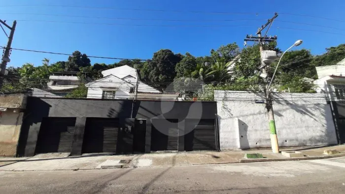 Terreno à venda, 5000 m² por R$ 980.000,00 - Santa Rosa - Niterói/RJ