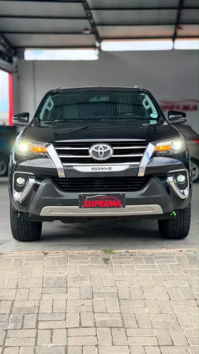 Toyota Hilux SW4 SRX Diamo. 4X4 2.8 TB DIE AUT 2020