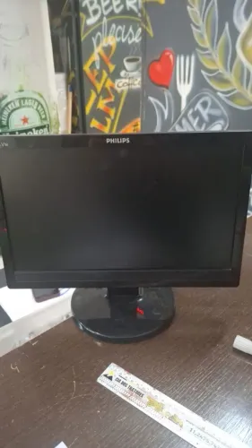 Monitor Philips 16
