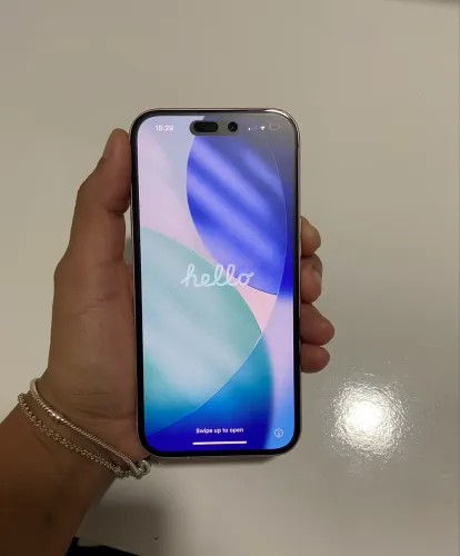 iPhone 15 128GB
