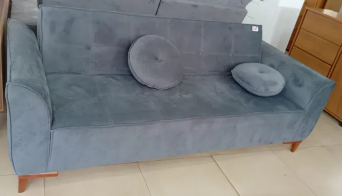 Sofá Cama casal.