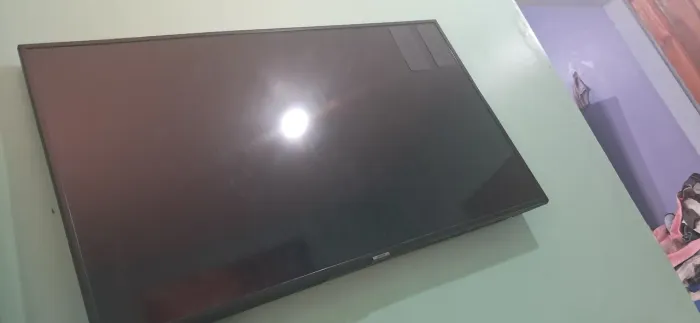 Vendo uma TV de 50 polegadas