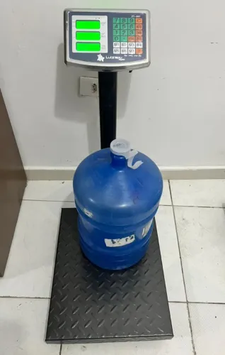 kit com2 balança 300 kg plataforma 40x50 bivolt bateira interna