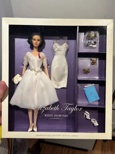 Barbie Silkstone Elizabeth Taylor 