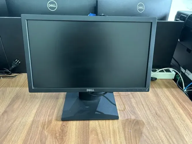 Monitor Dell 19 Polegadas ( VGA e Displayport )