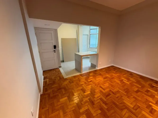 Imóvel para venda possui 130 metros quadrados com 3 quartos em Icaraí - Niterói - RJ
