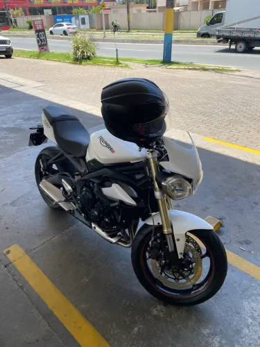 Triumph street 675 ABS