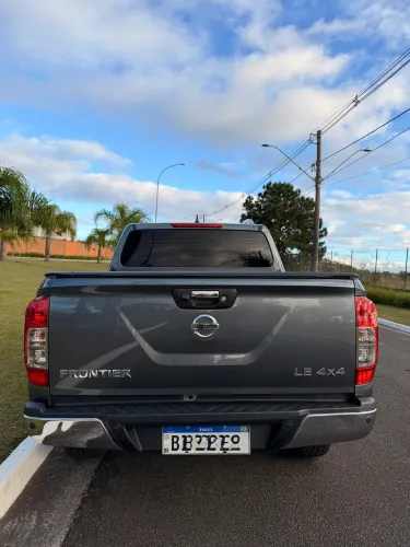Nissan Frontier LE CD 4X4 2.3 Bi-TB Diesel Aut. 2020