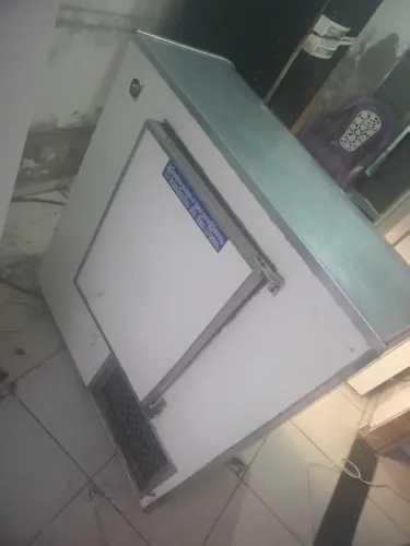 Freezer vitrine vendo ou troco funcionando perfeitamente 