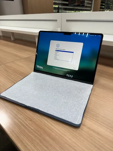 MacBook Air M2 - 8GB/512GB - GPU 10 núcleos