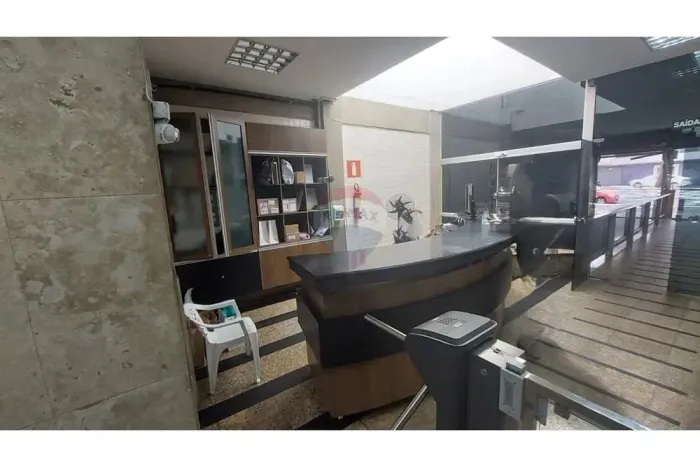 VENDA - Sala comercial 28m² - Av. Cristóvão Colombo - Savassi