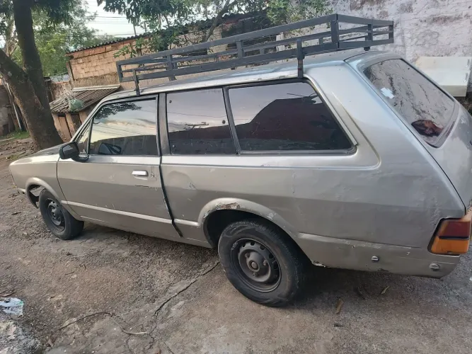 Ford Belina LDO 1.6 1989