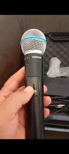 Microfone Shure sem fio GLXD4 2 bastao