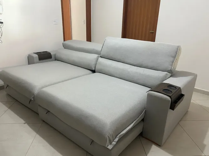 Sofá retrátil grande