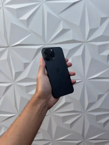 iphone 15 pro Max 88% ( com chip físico )