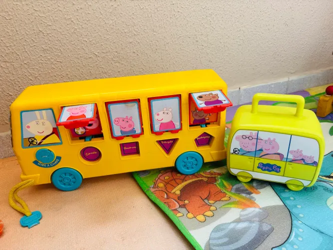 Ônibus da Peppa