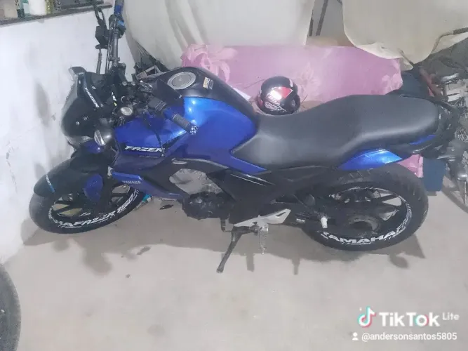 Vende se uma fazer