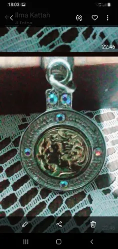 PEÇA LINDA PARA SEU CORDÃO COM PEDRAS AZUIS VERDES