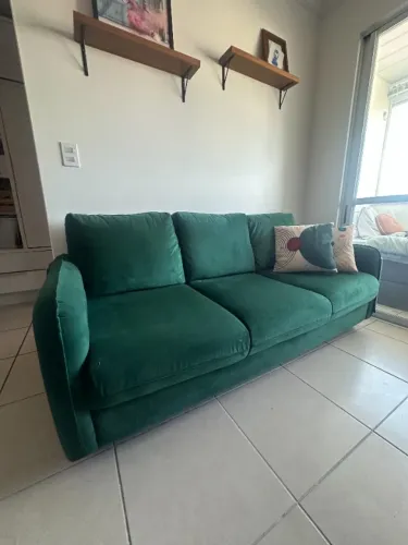 Sofá 3 lugares em veludo verde