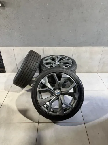 Rodas aro 18 Audi RSQ3