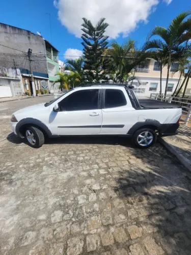 Fiat Strada Working 1.4 MPI Fire Flex 8V CD 2013