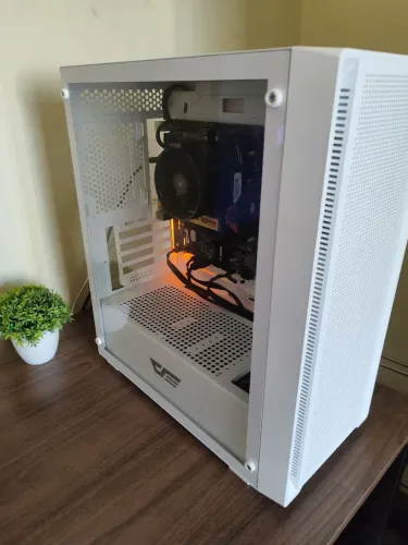 [VENDO/TROCO] - PC GAMER - Ryzen 5 5600G - 16GB RAM DDR4 - NVME 512GB