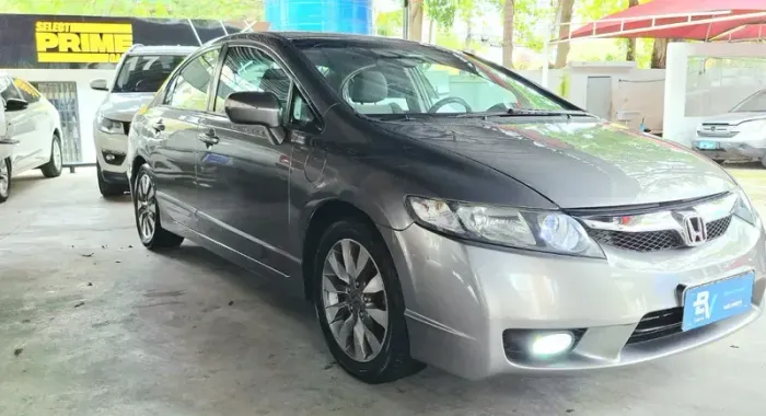 Honda Civic Sedan LXL 1.7 16V 130cv AUT 4P 2011