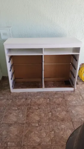 Cômoda usada de 8 gavetas