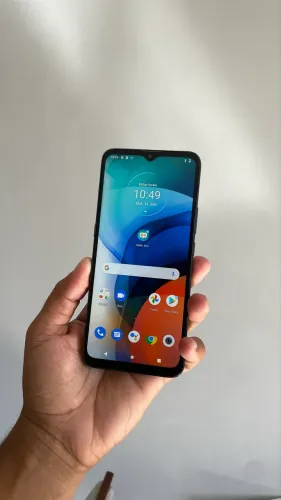 Moto E7 64GB três meses de garantia 