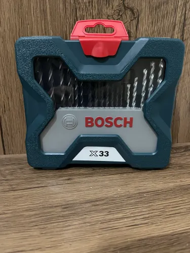 Bosch Kit de Pontas e Brocas X-Line 33 pçs