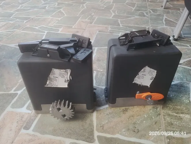DOIS MOTORES PARA PORTÃO PPA