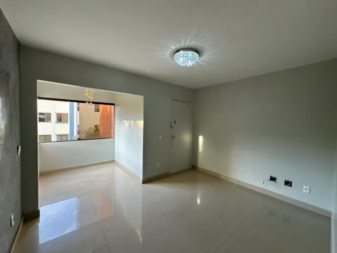 Sudoeste | Desocupado | 2 quartos | 60m2 | Vazado | De canto