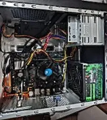 PC Intel Core i5-8400 @ 2.80GHz