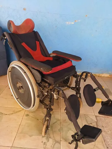 Cadeira de rodas reclinavel