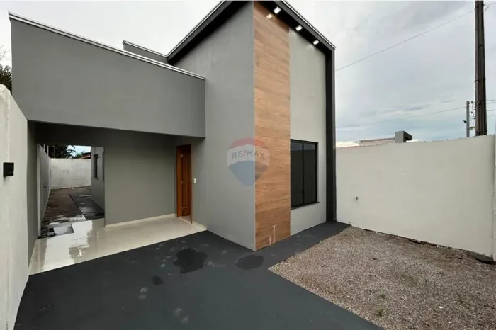 "Nova Casa Moderna em Cacoal: Conforto e Praticidade"