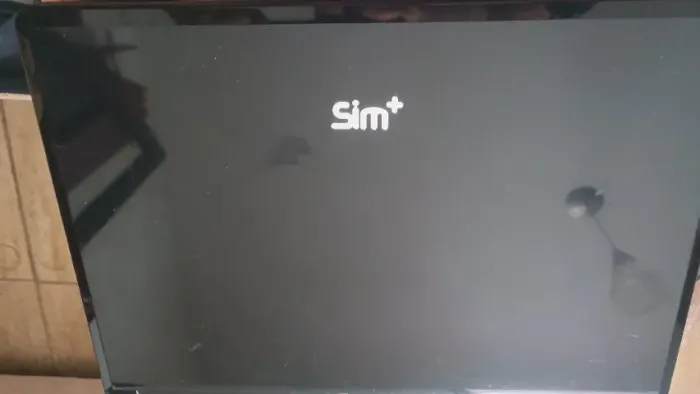 Notebook sim + 500 gigas , está muito novo , apenas 500 Reais aceito proposta.