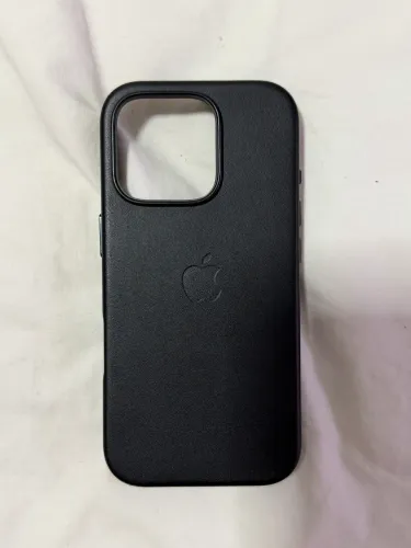 Capinha iPhone 16 pro 