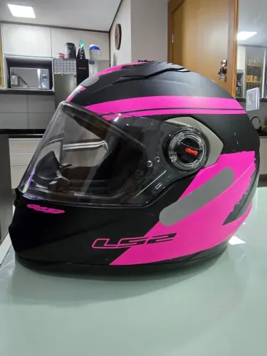 Capacete LS2 FF358 Preto e Rosa Fluo Fosco