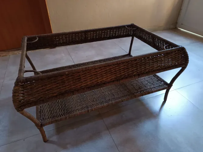 Mesa de centro em junco