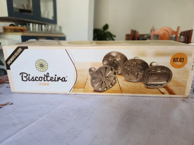 Biscoiteira para decoração