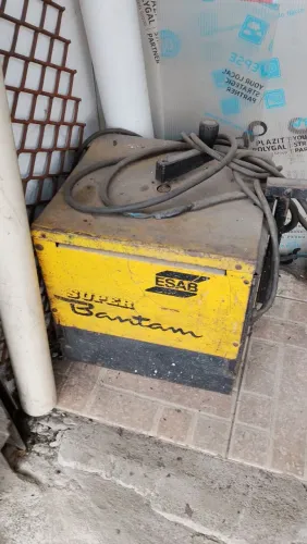 Vendo Super máquina de solda 250 Amperes