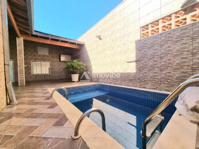 2 Casas à Venda no Mesmo Terreno com 344m² | Piscina e Área Gourmet no Jardim Planalto No