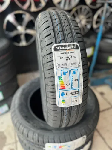Pneu Novo Continental Barum 175/70r14