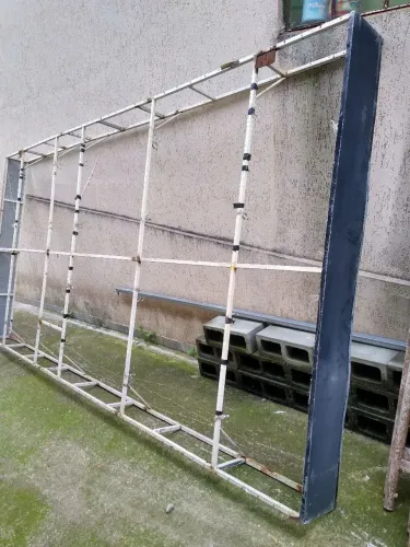 Armação de toldo 350,00