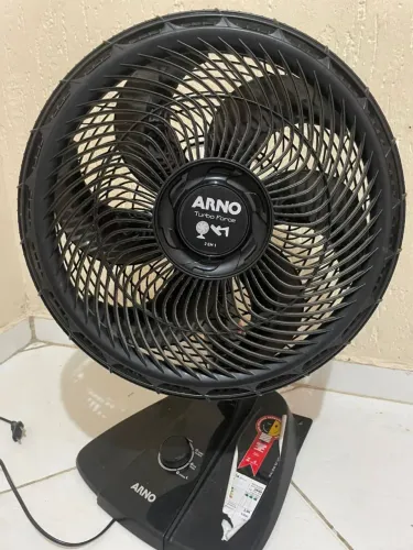 Vendo ventilador Arno 1 mês de uso 