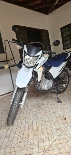 Vende se moto Honda Broz 160