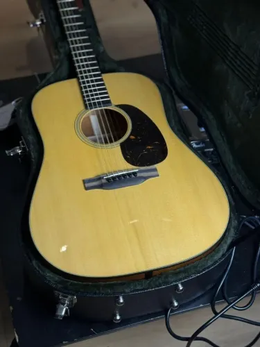 Violão Martin D-18