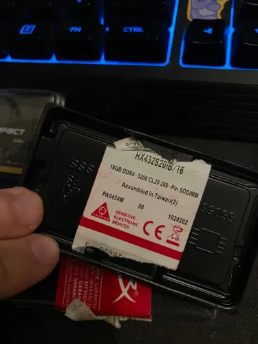 2x Memória RAM 16GB DDR4 3200MHz Kingston HyperX ? Notebook