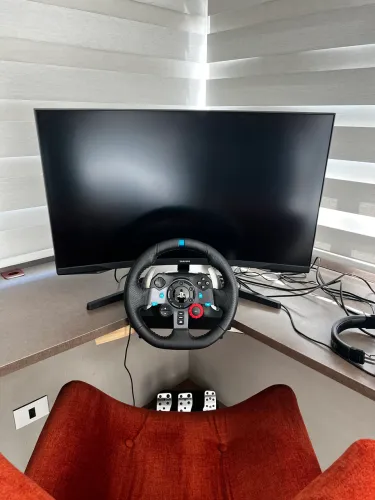 Monitor LG Odyssey 32? Curvo Quad HD 165hz